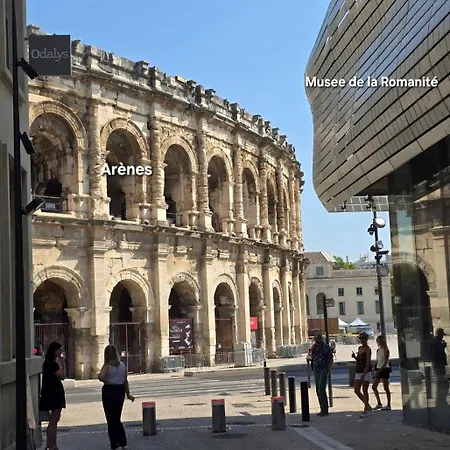 Appartamento Arènes Congrès Ecofriendly Centre *